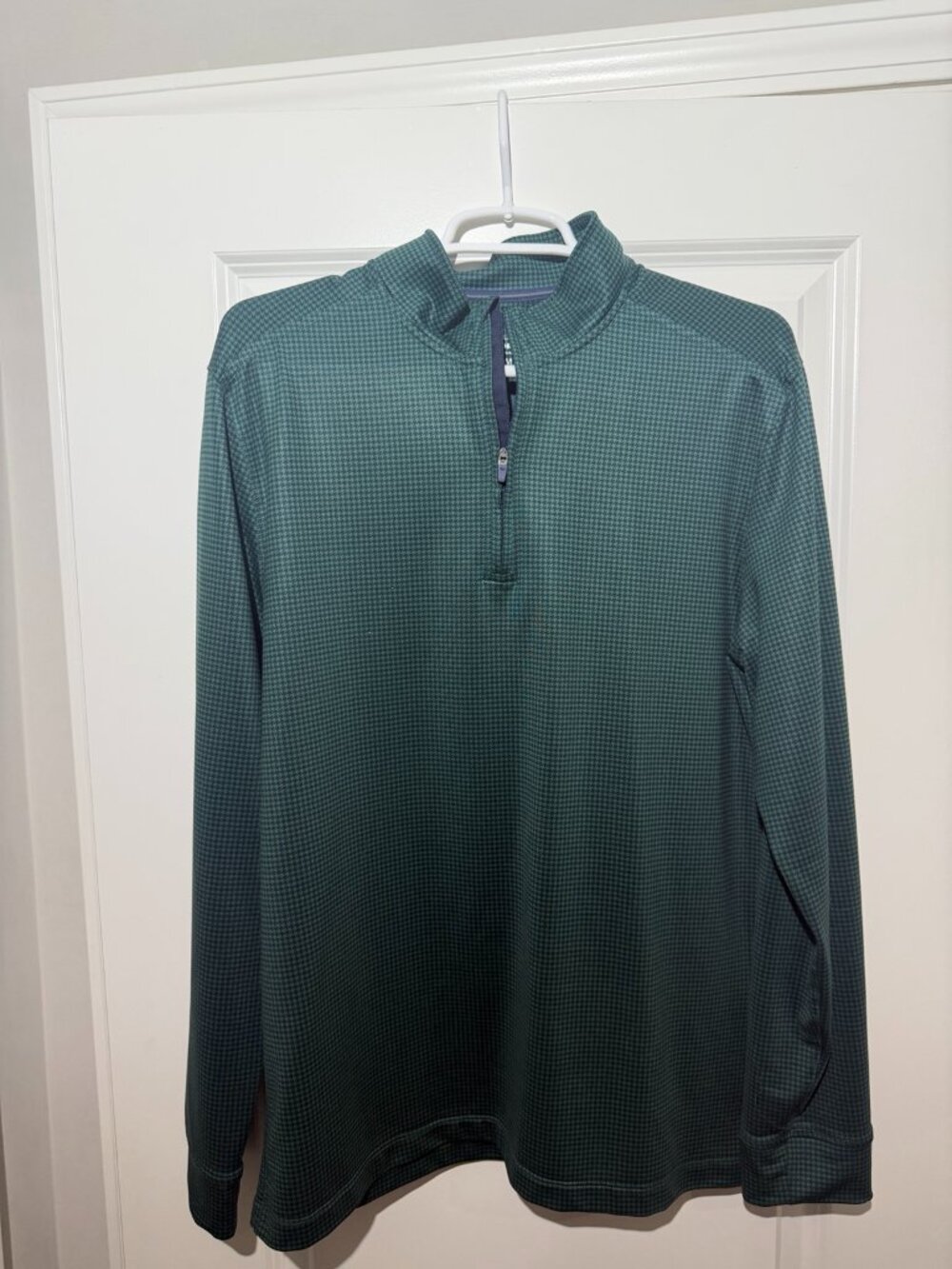 Vineyard Vines Performance Green Houndstooth Quarter Zip, Men’s M